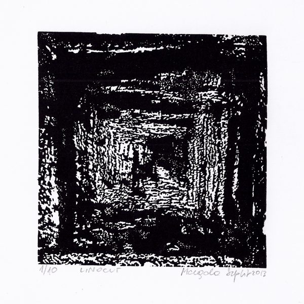 032